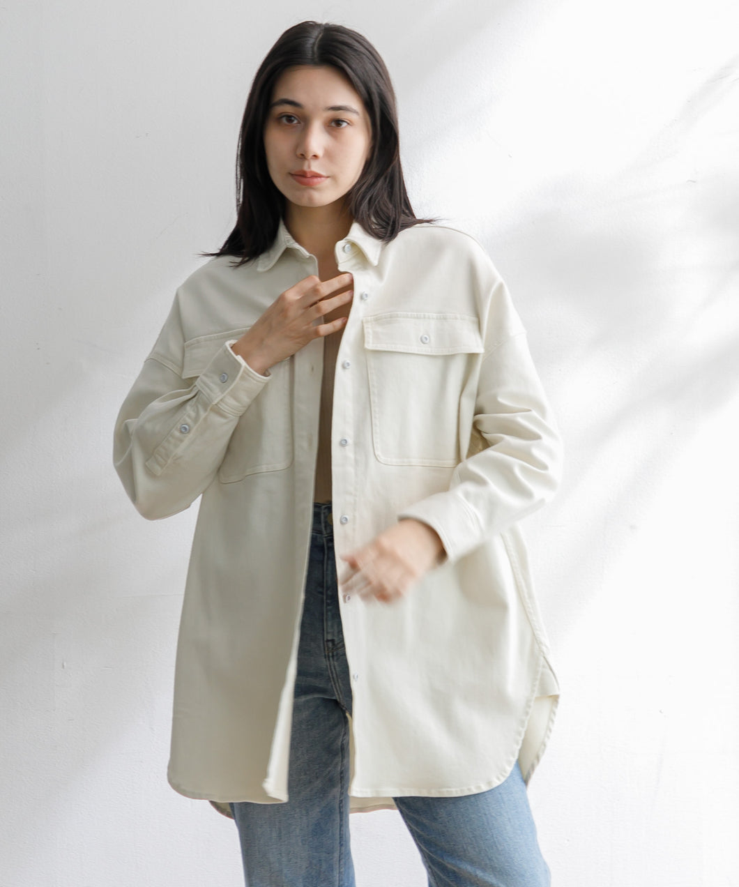 【WOMEN】Healthy denim Almond Super big shirt