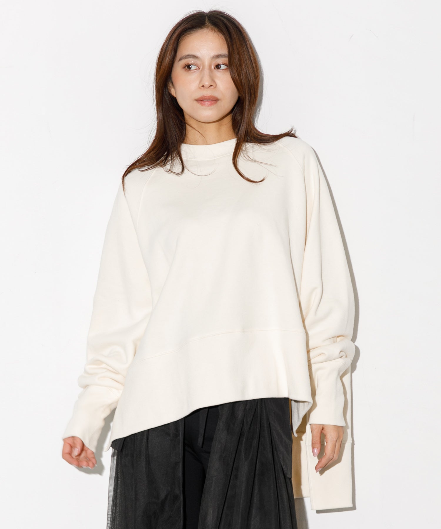 WOMEN】THE FLATS SIDE SLIT BIG SWEAT – AMERICAN RAG CIE