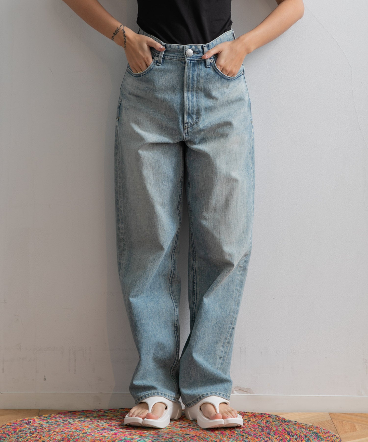 パンツ YANUK LEA TVS 25 Trick Denimボーイズストレート