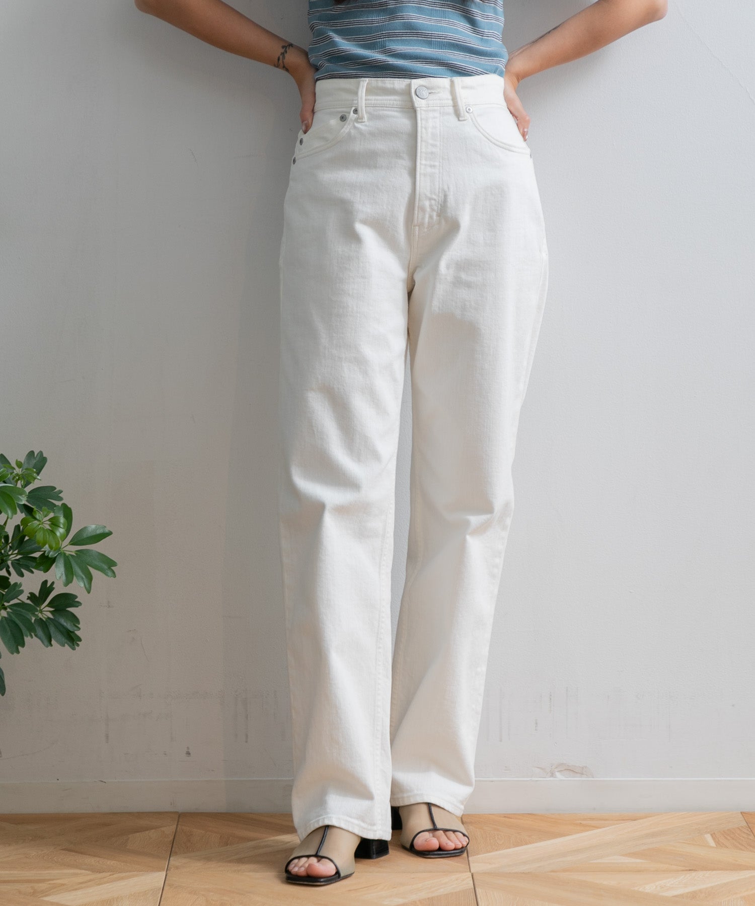 WOMEN】YANUK ボーイズストレート LEA WHS Spill Proof