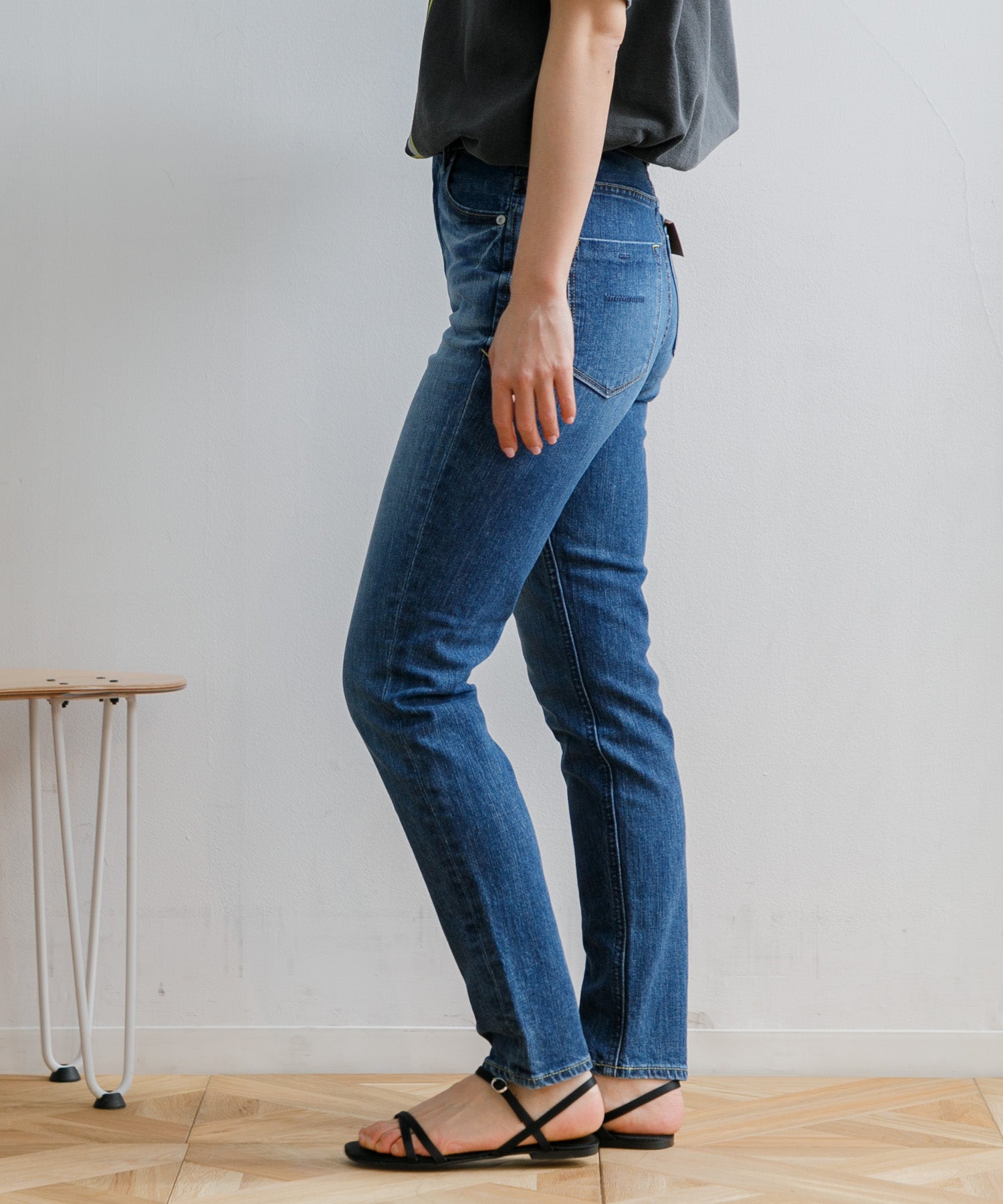 【極美品】ヤヌーク ハイウエスト スリムテーパード RUTH FNB サイズ WOMEN】YANUK ハイウエスト スリムテーパード RUTH FNB