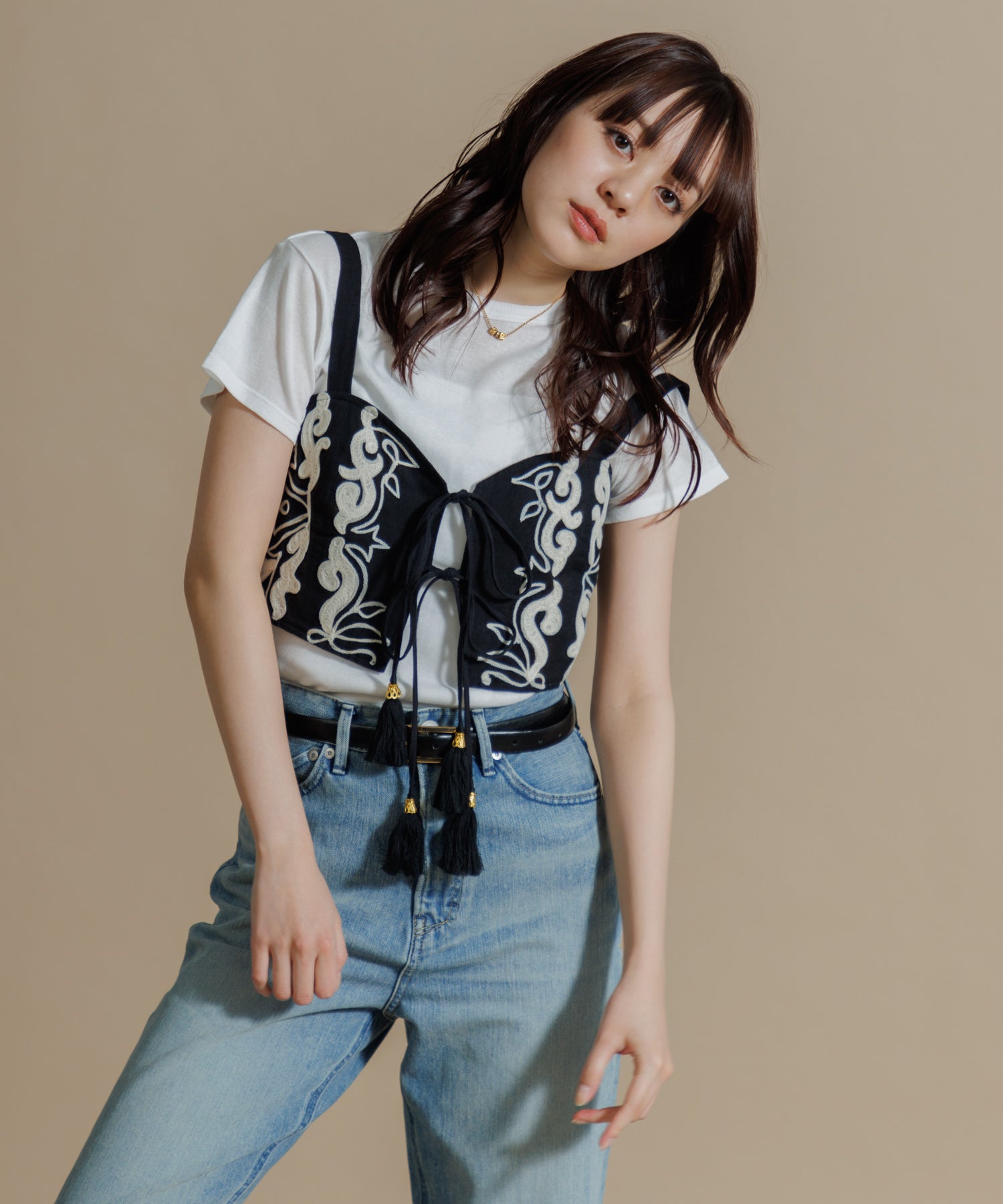 WOMEN'S TOPS – AMERICAN RAG CIE