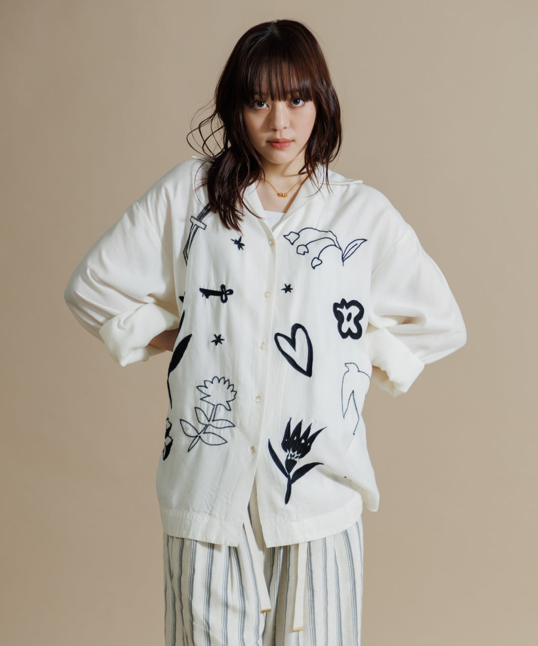 【MEN , WOMEN】LEIN お絵描き刺繍シャツ