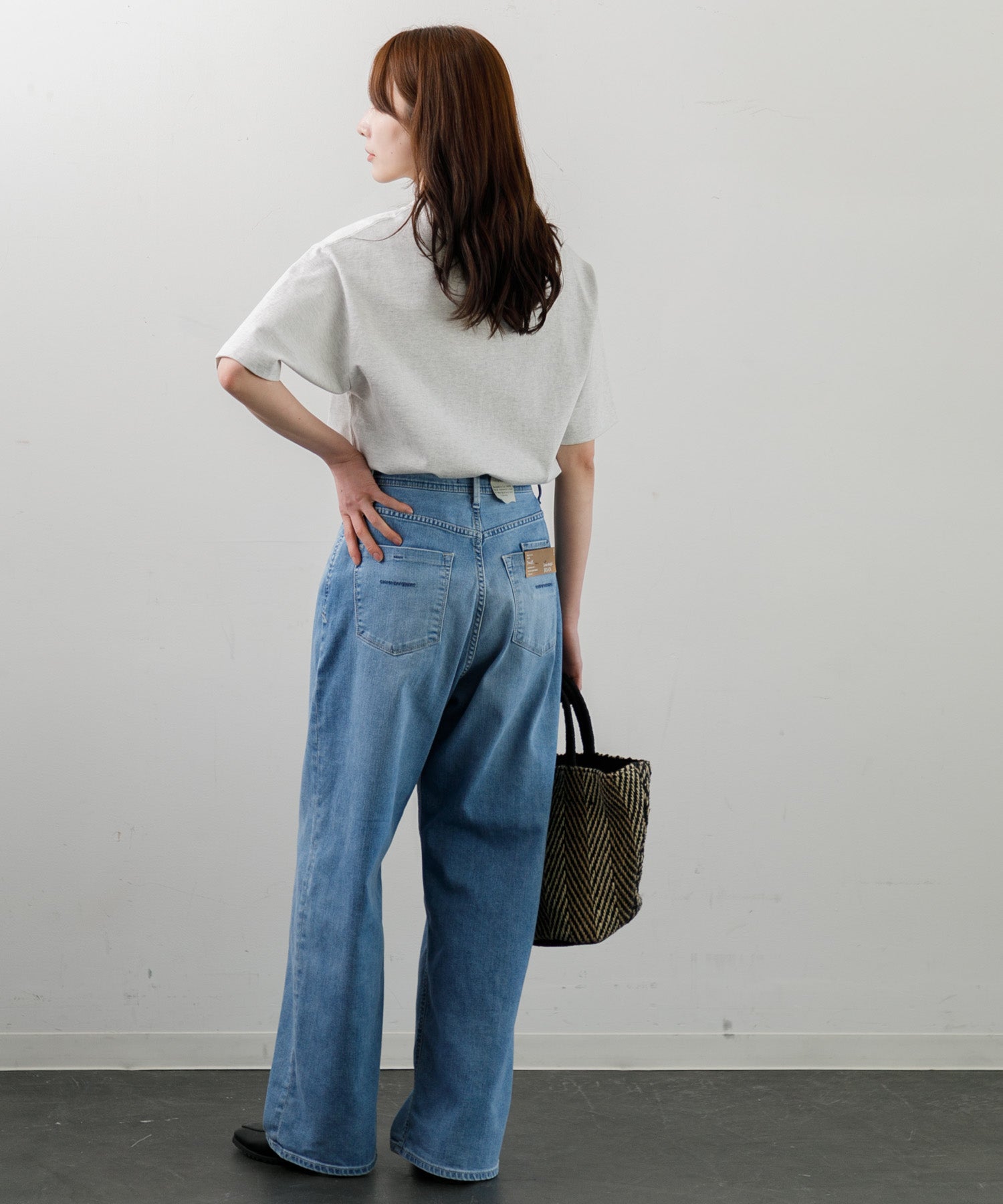 WOMEN】YANUK Really Light ルーズストレート JOAN APS