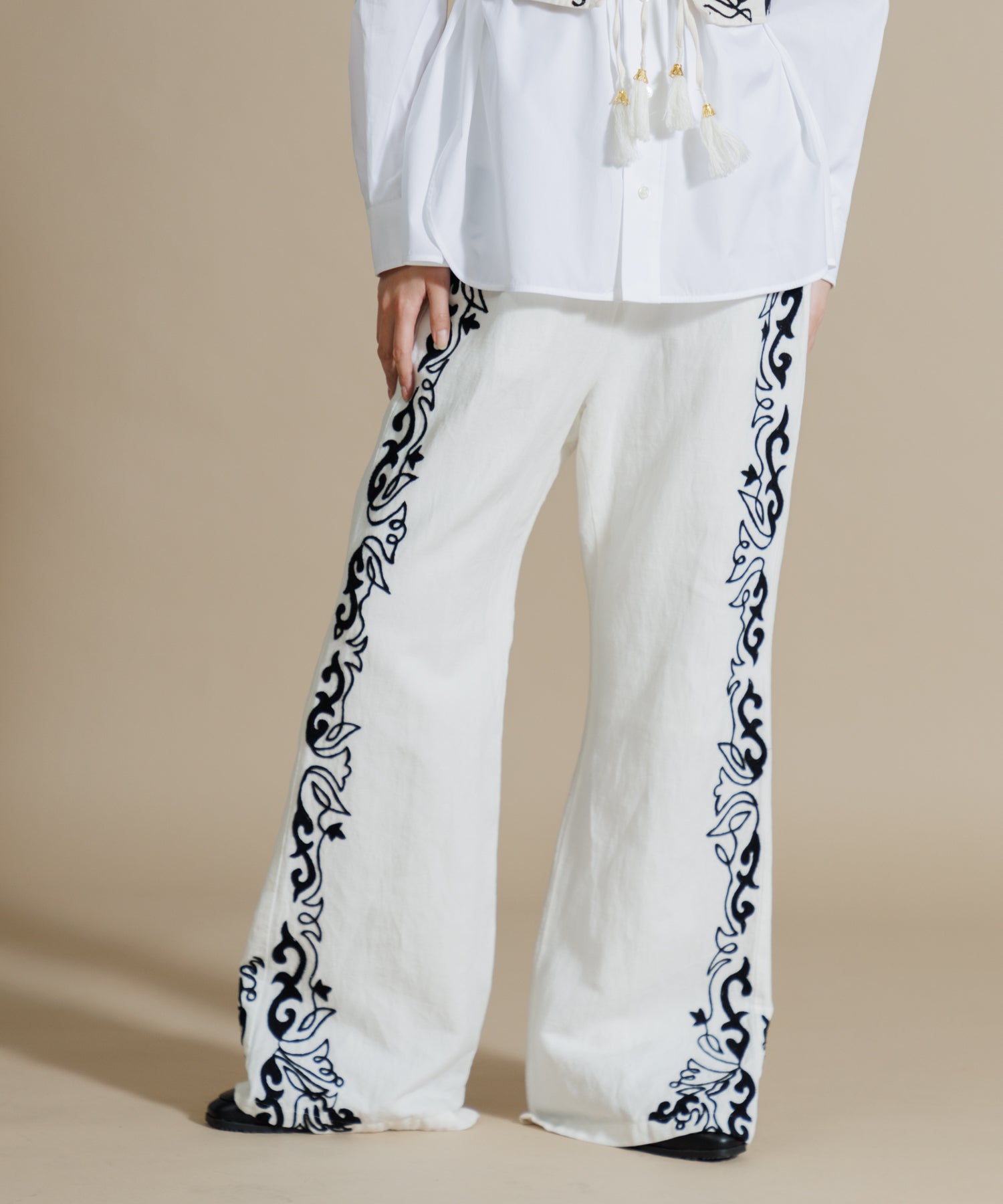 WOMEN】LEIN コットンリネンアリ刺繍パンツ – AMERICAN RAG CIE