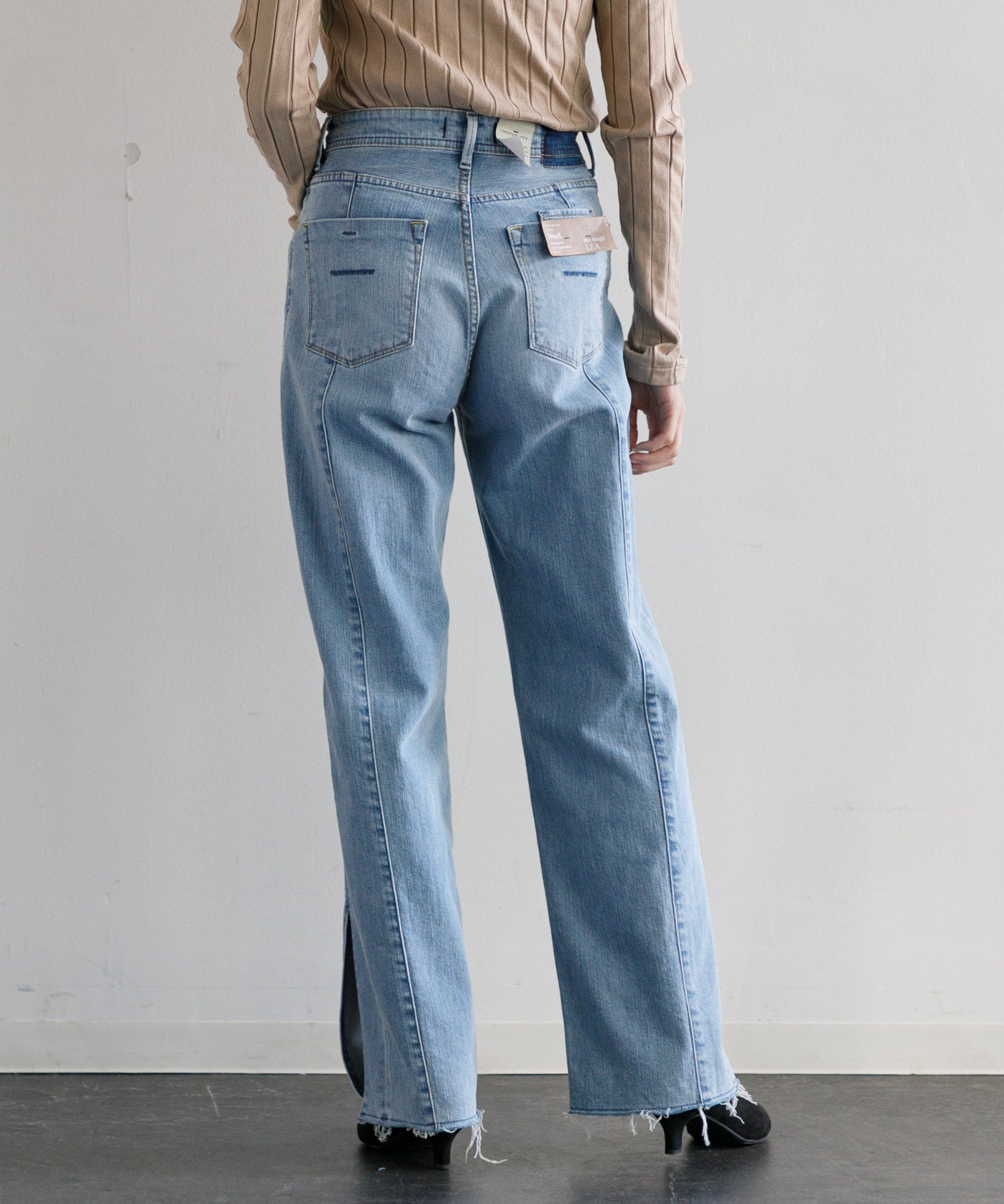 WOMEN】YANUK ボーイズストレート LEA スイッチングサックス