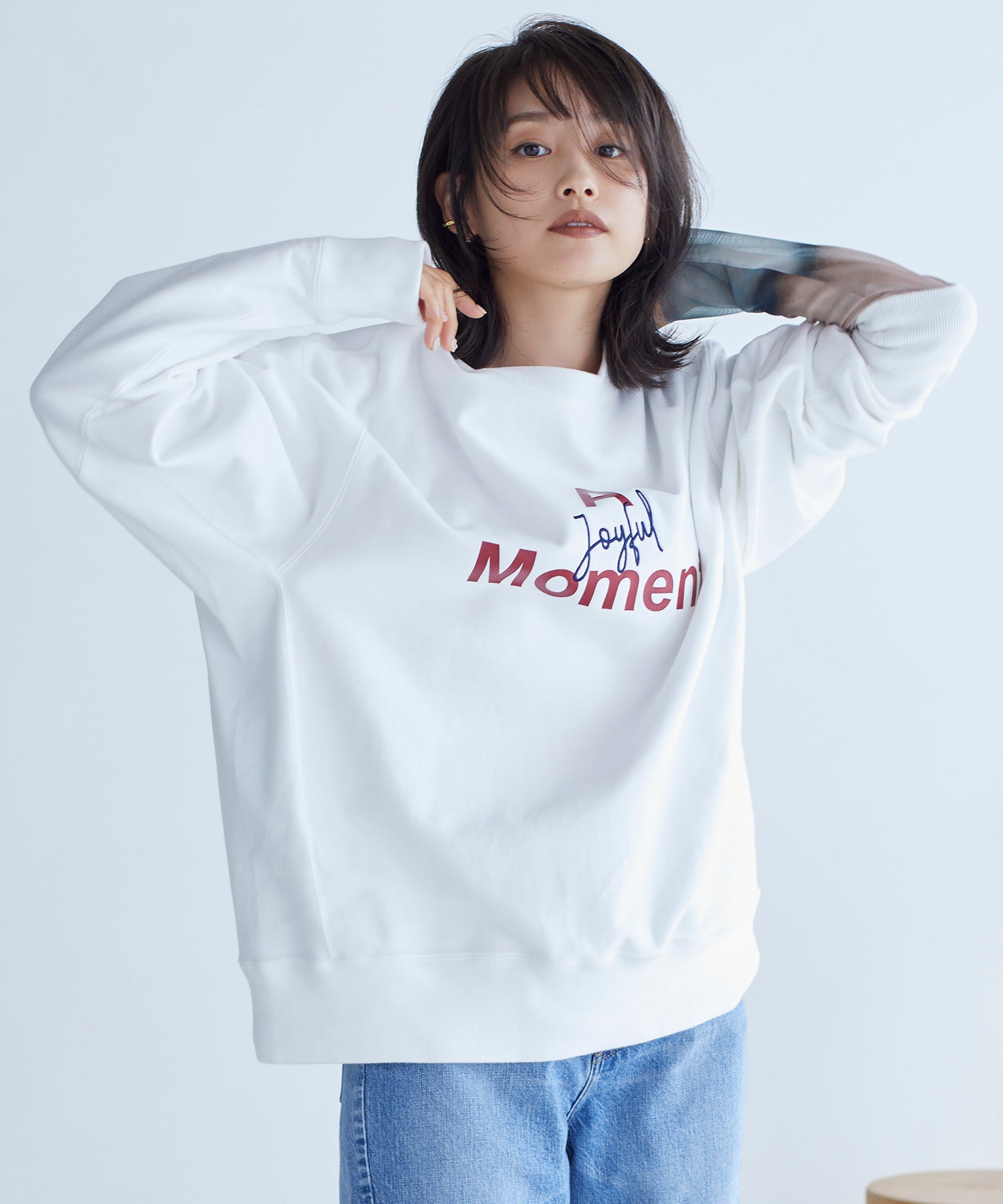 WOMEN】高橋愛×AMERICAN RAG CIE ルーズフィットロゴプリントスウェット