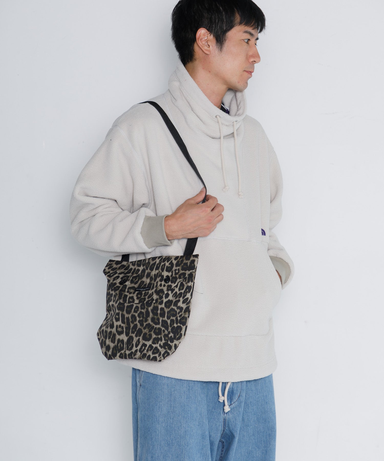 MEN】ENGINEERED GARMENTS Shoulder Pouch - Nyco Leopard Pt